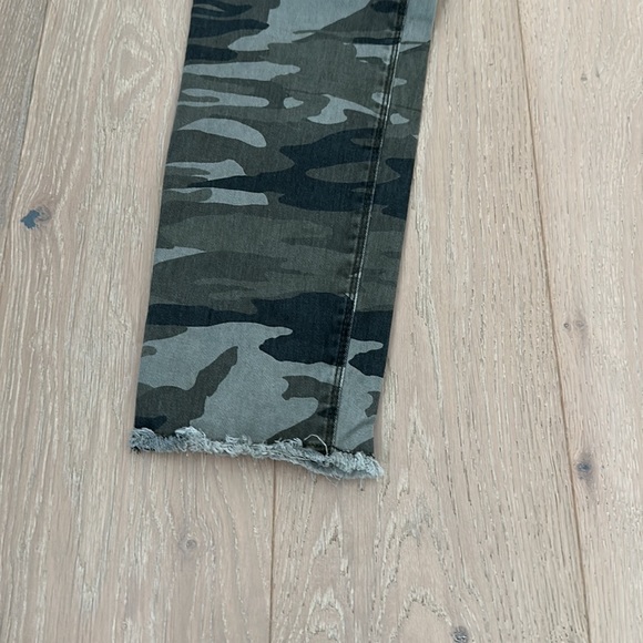 Express camouflage mid rise ankle legging - Picture 6 of 6